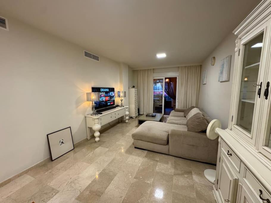 Eden Golf 4 - Riviera Del Sol Apartman Sitio de Calahonda Kültér fotó